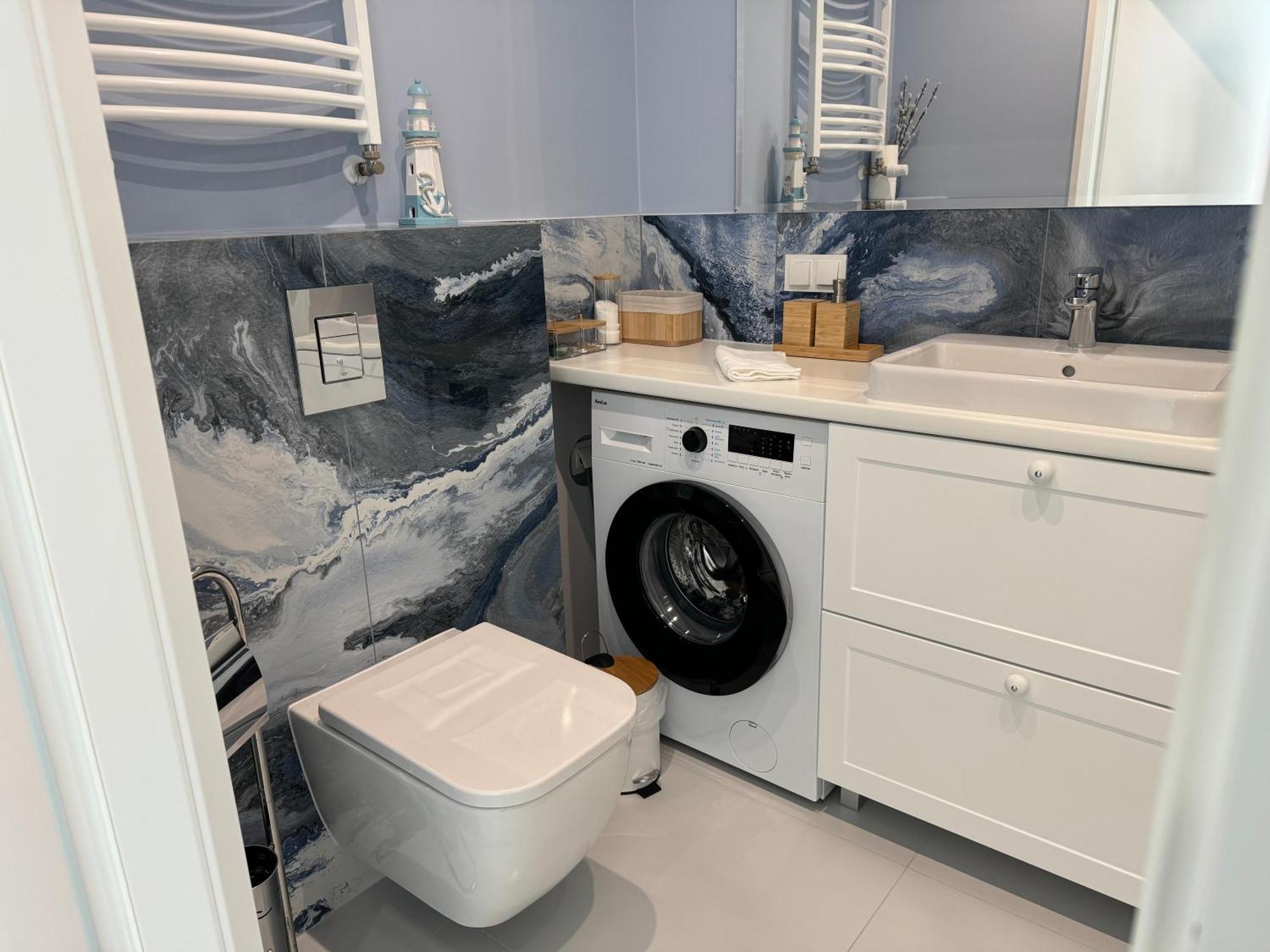 4Summer Kolobrzeg Apartamenty White Blue Sauna & Fitness & Parking 100 Metrow Do Pieknej Szerokiej Piaszczystej Plazy, Wspanialy Widok Z Duzego Tarasu! 100 Meter Zu Einem Schoenen Breiten Sandstrand, Herrliche Aussicht Von Einer Grossen Terrasse! Exterior photo