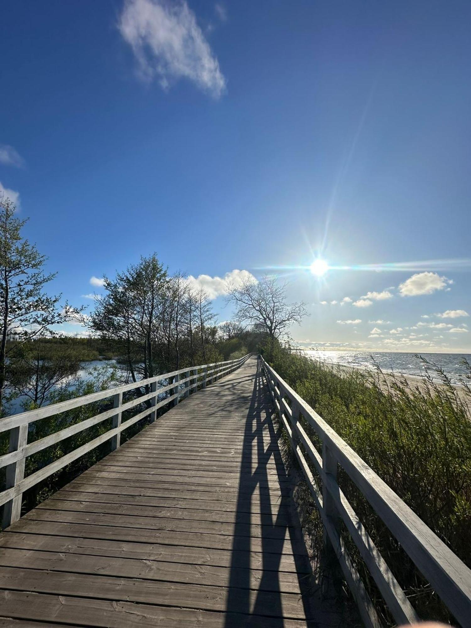 4Summer Kolobrzeg Apartamenty White Blue Sauna & Fitness & Parking 100 Metrow Do Pieknej Szerokiej Piaszczystej Plazy, Wspanialy Widok Z Duzego Tarasu! 100 Meter Zu Einem Schoenen Breiten Sandstrand, Herrliche Aussicht Von Einer Grossen Terrasse! Exterior photo